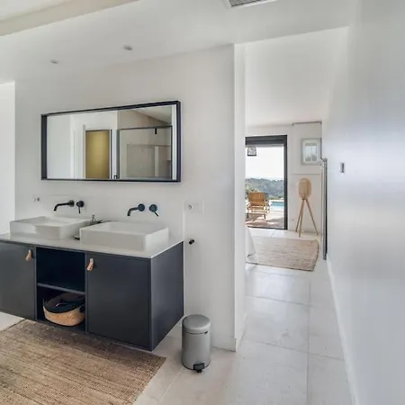 4 étoiles, 250m2, Piscine, Parking, Vue * La Croix-Valmer
