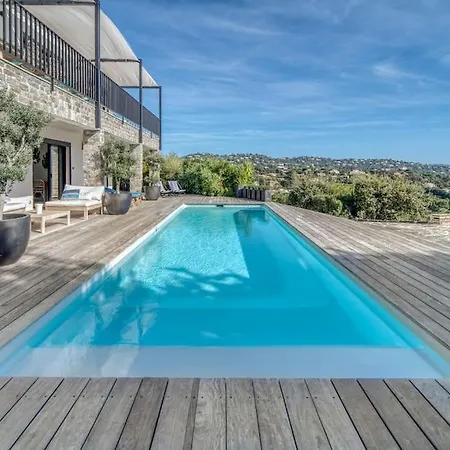 Villa 4 Etoiles, 250m2, Piscine, Parking, Vue La Croix-Valmer