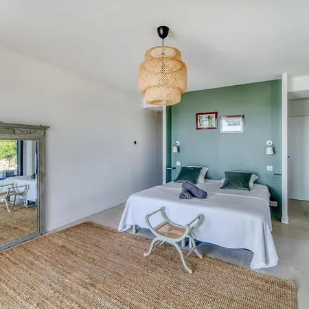 4 Etoiles, 250m2, Piscine, Parking, Vue * La Croix-Valmer