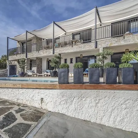 4 Etoiles, 250m2, Piscine, Parking, Vue 别墅 *