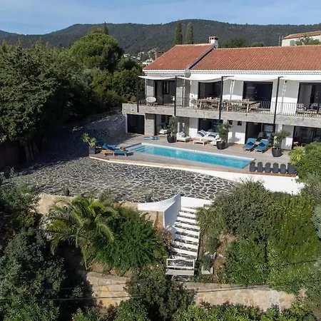 4 Etoiles, 250m2, Piscine, Parking, Vue *