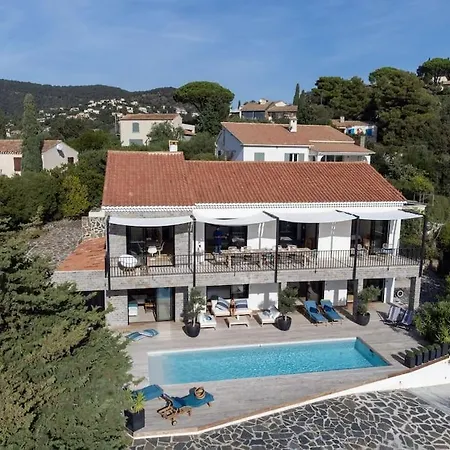 4 Etoiles, 250m2, Piscine, Parking, Vue *